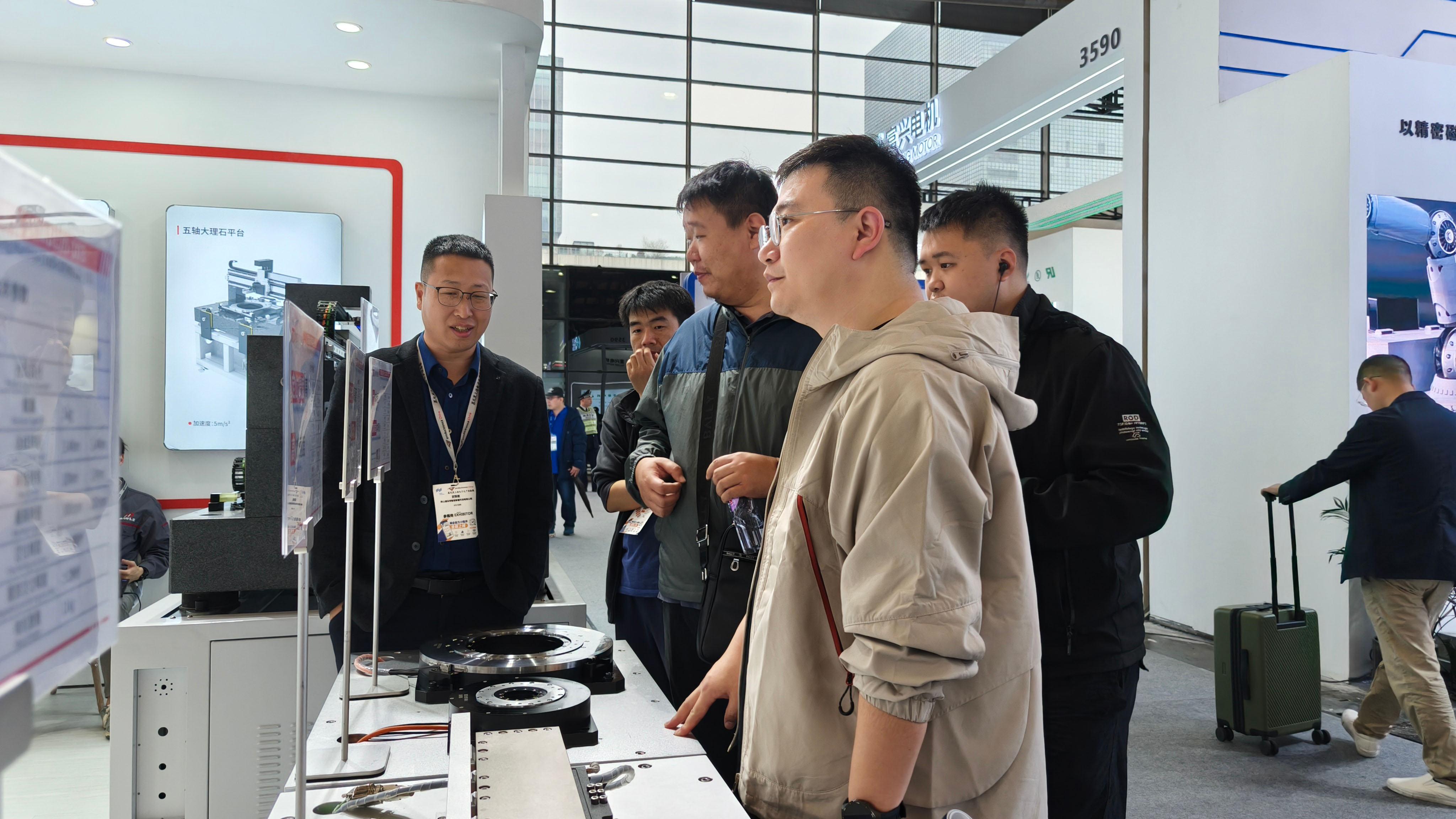 德瑪特智能亮相2025慕尼黑上海電子生產(chǎn)設(shè)備展，展示高端直驅(qū)技術(shù)新突破